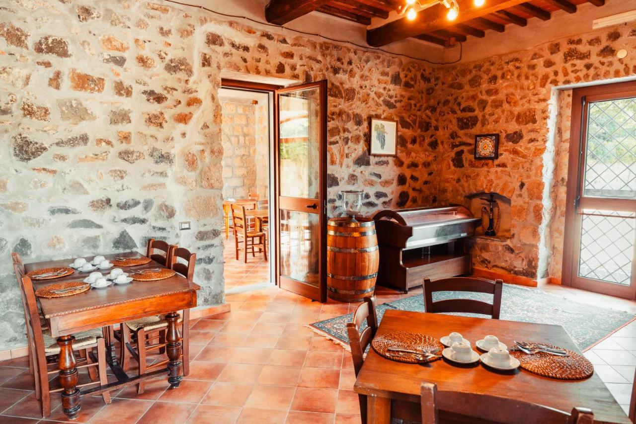 Country House Le Vigne B&B Galluccio Εξωτερικό φωτογραφία